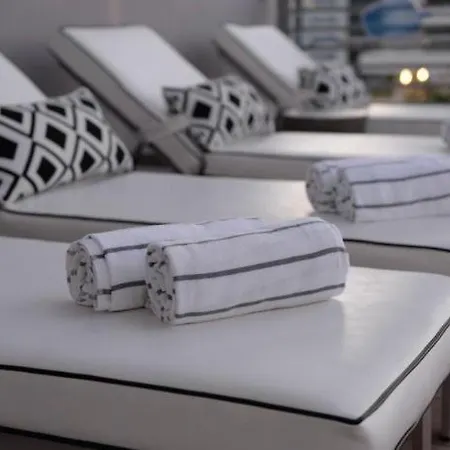 Hanza Tower Lux Jacuzzi & Sauna & Pool