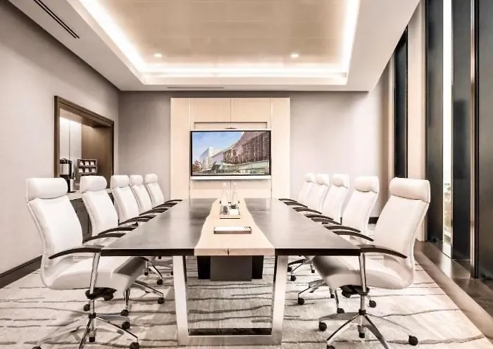 Hanza Tower Lux Jacuzzi & Sauna & Pool Апартаменты